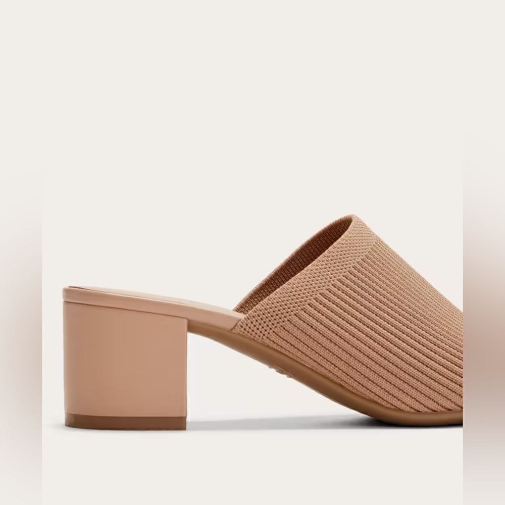 NEW EVERLANE The Glove Mule in ReKnit in Tan Blush - Picture 6 of 6